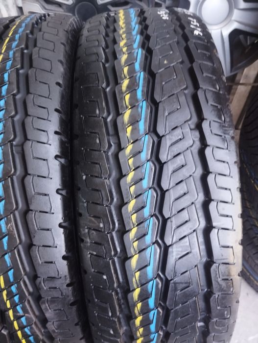 Пара літніх шин Continental 225/75/16c