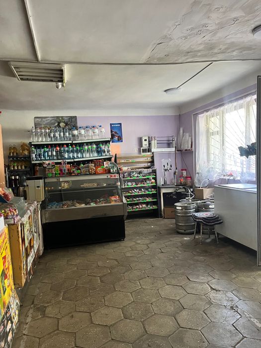 Магазин по вул. Київська