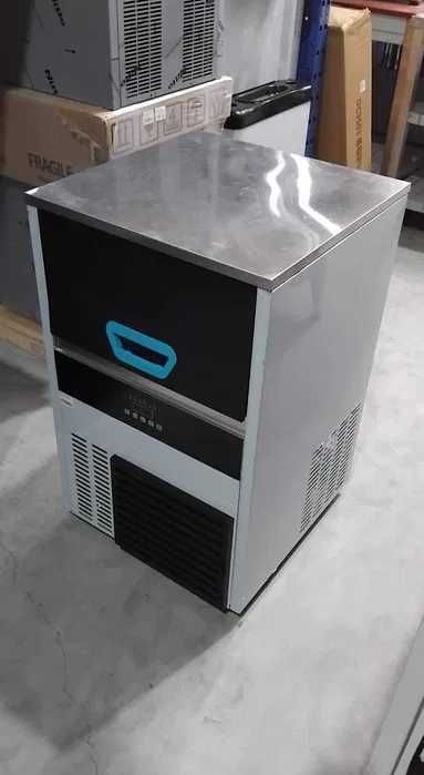 Máquina de Gelo de 40KG - NOVA