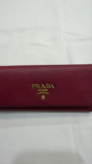 Сумка PRADA клатч на плече з ключнмцею оригінал рожева з ENTRUPY