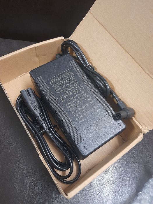 Carregador de trotinete xiaomi 4 novo