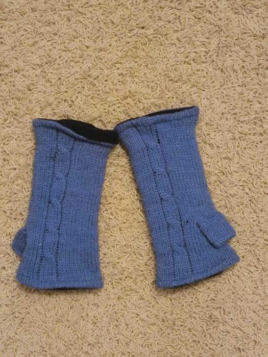 Ocieplane niebieskie mitenki