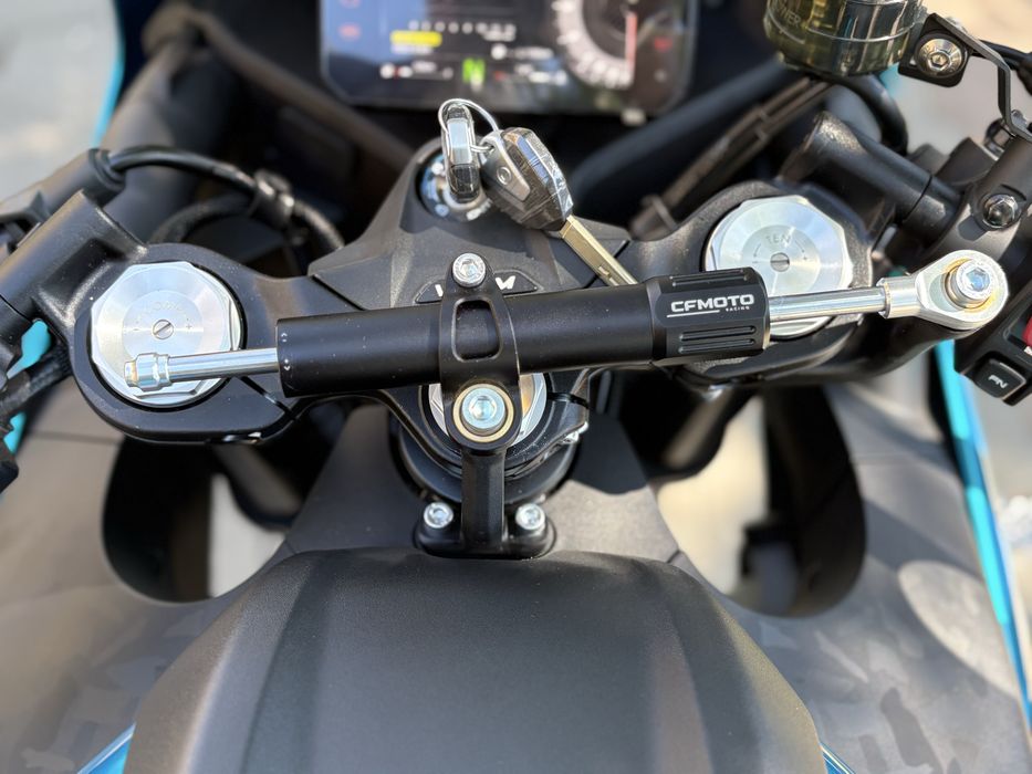 Мотоцикл CFMOTO 500SR VOOM
