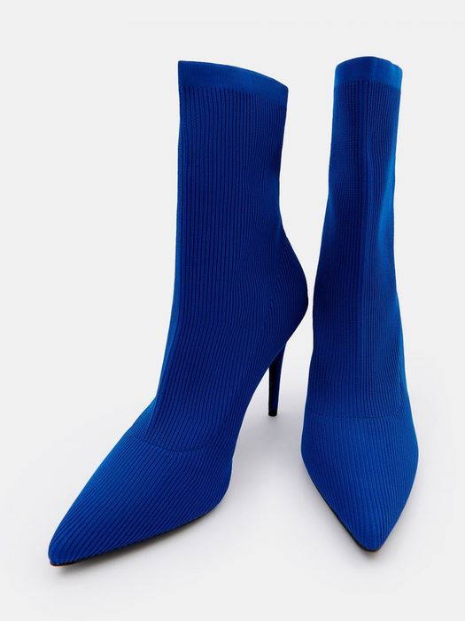 Чоботи від Mohito.