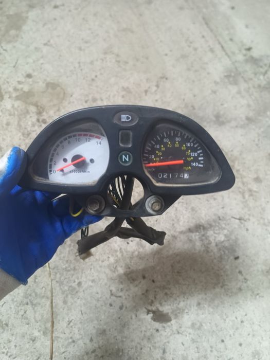 Продам панель приборів Viper V250L