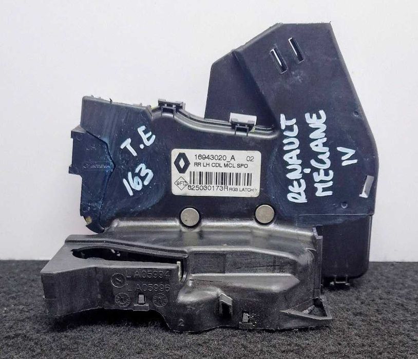 Fechadura / Fecho Porta Trás Esquerdo 825030173R - RENAULT MEGANE IV Hatchback
