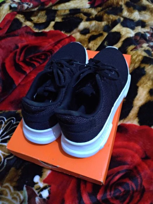 Ténis / Sapatilhas Adidas