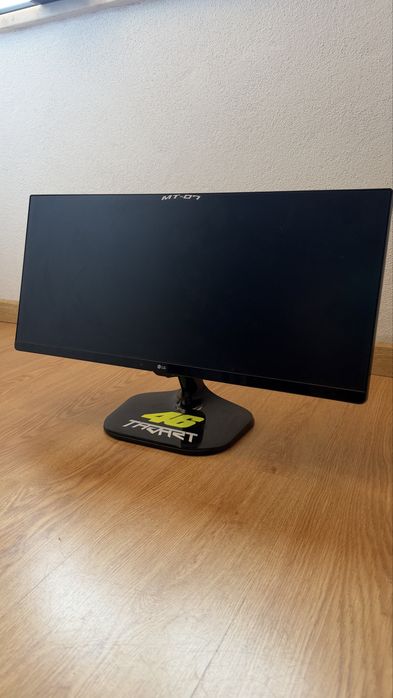Monitor wide LG 25”