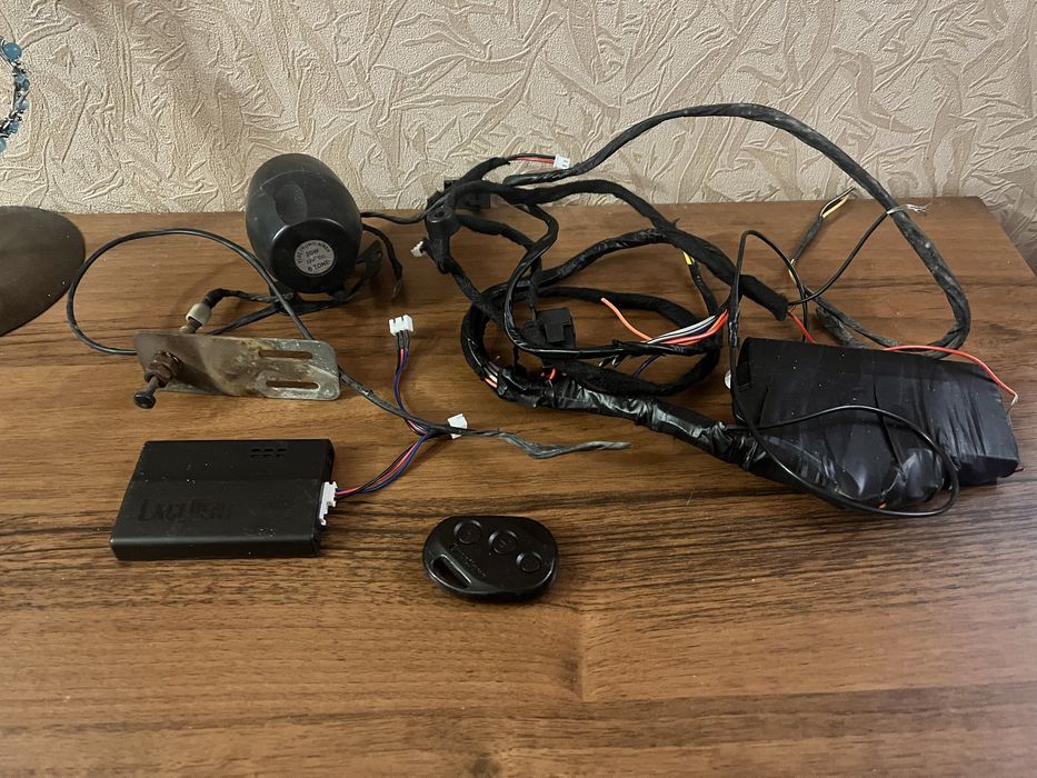 Автосигналізація Excellent