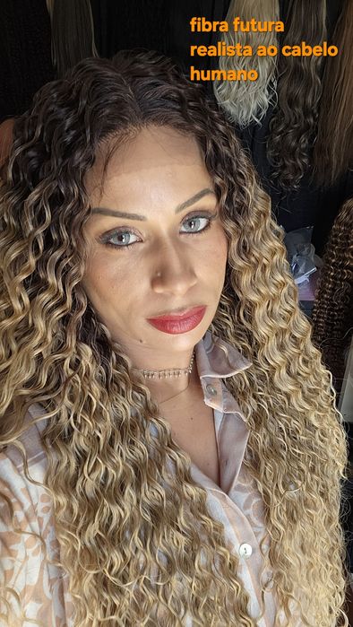 Lace de fibra realista ao natural