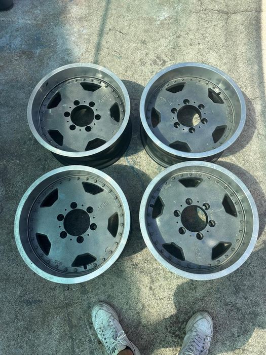 Jantes SSR Ride Spiel R16 6×139.7 ET-1 8.0J