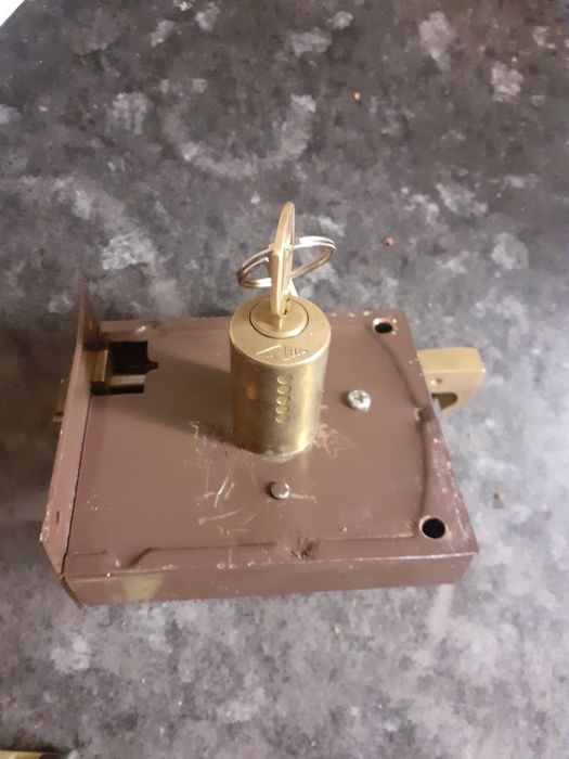 Fechadura 10cm, 5.5cm do canhão