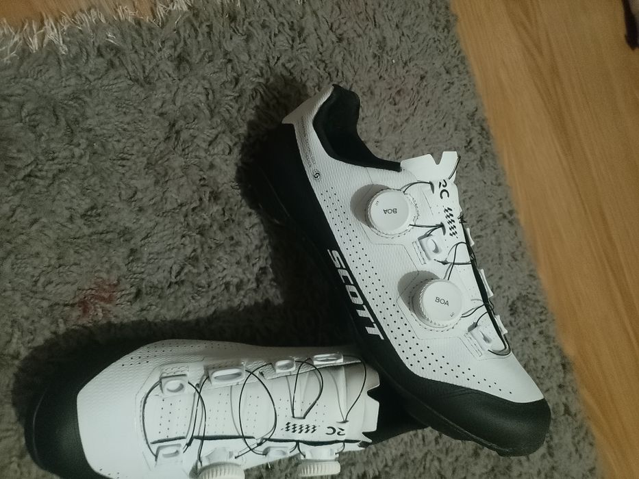 Sapatos Scott RC