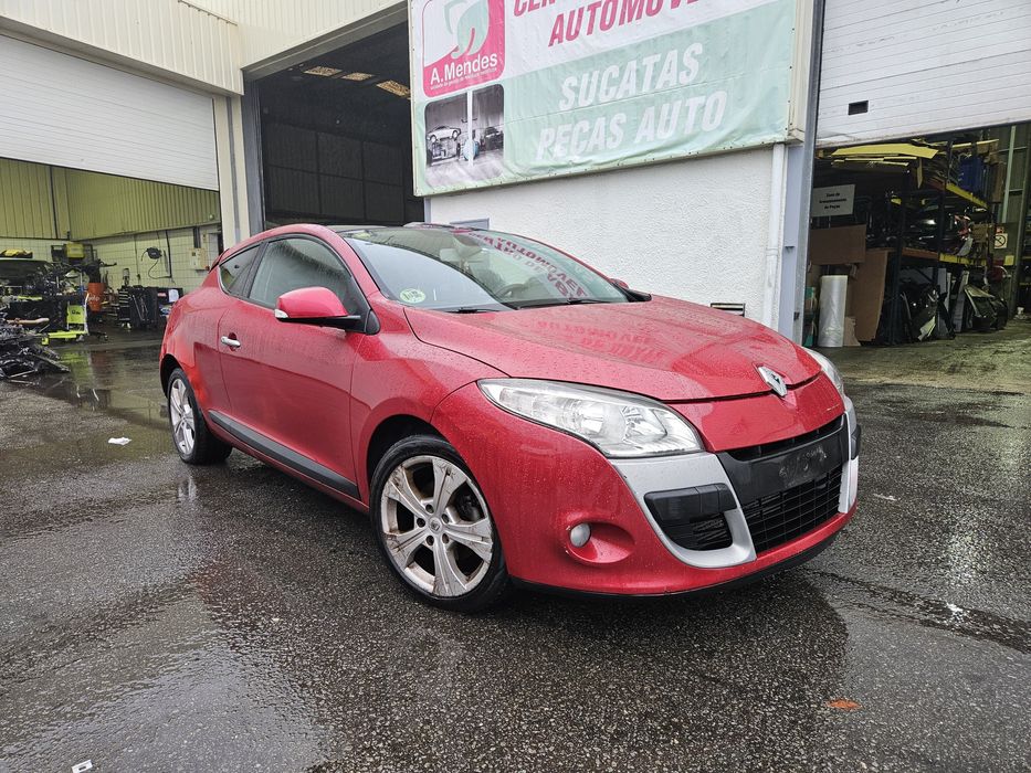 Renault Megane III Coupé 1.5 DCi de 2010 para peças