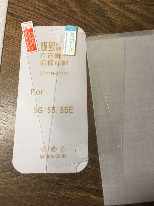 Защитные стекла, чехлы iPhone SE 2016