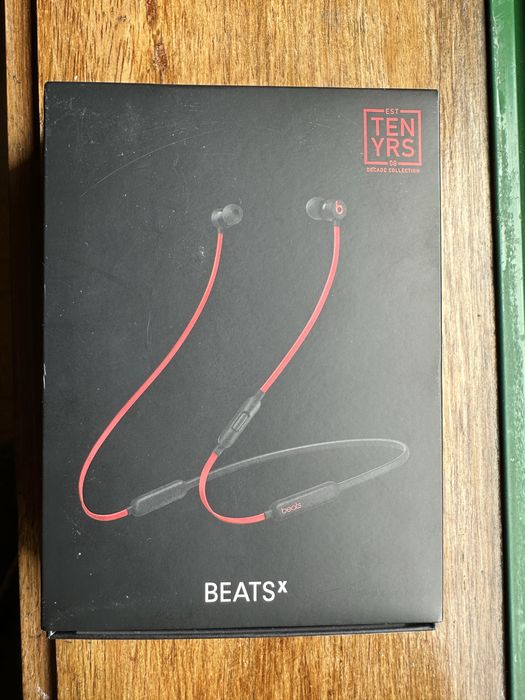 BeatsX (edição especial "Ten YRS" – Decade Collection)