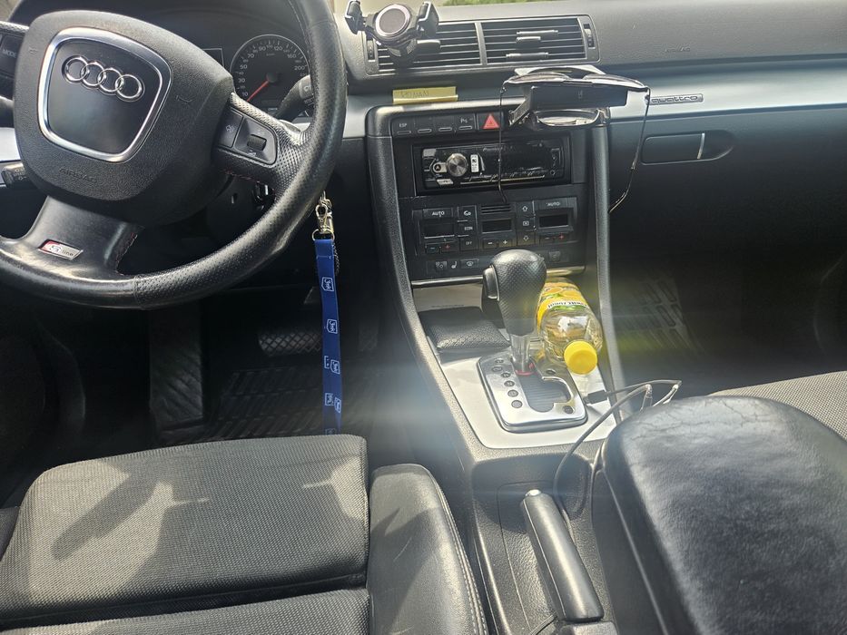 Audi A4 Avant  S-line Automat 4x4