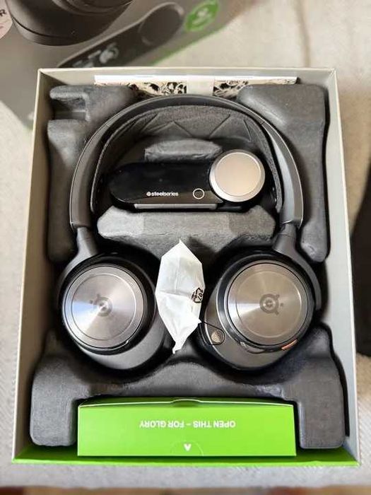 SteelSeries Arctis Nova ProX Wireless + Arctis Nova Booster Pack64740207746178123