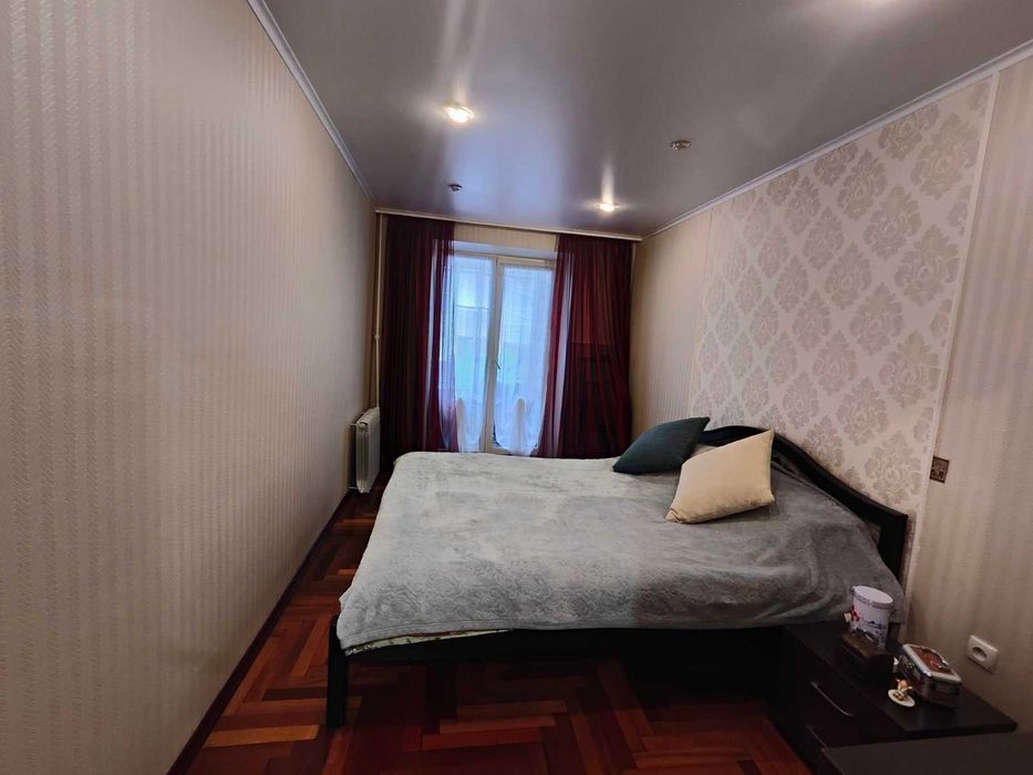 ПРОДАМ 3-х кінатну квартиру, Бородинськкий район , ТЦ Континент