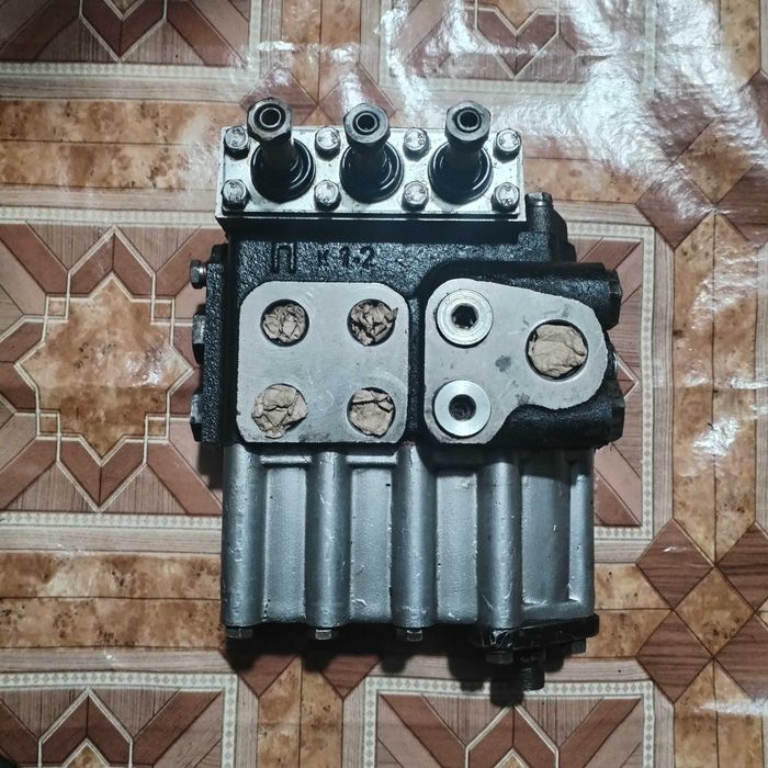 Продам гідророзподільник мтз