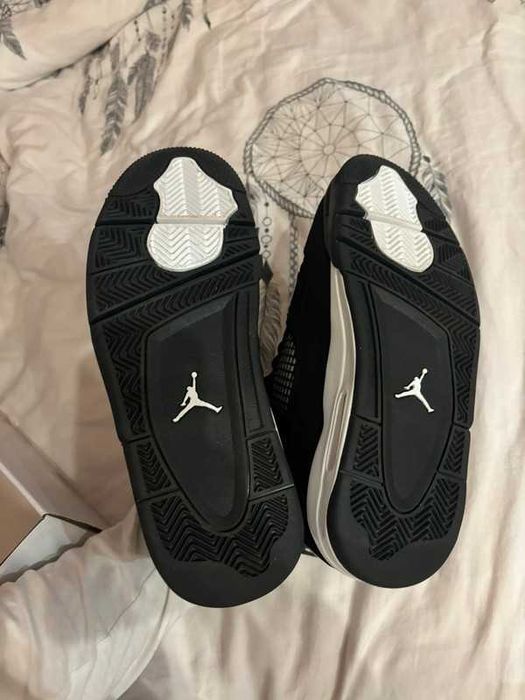 Jordan 4 Retro White Thunder R.38