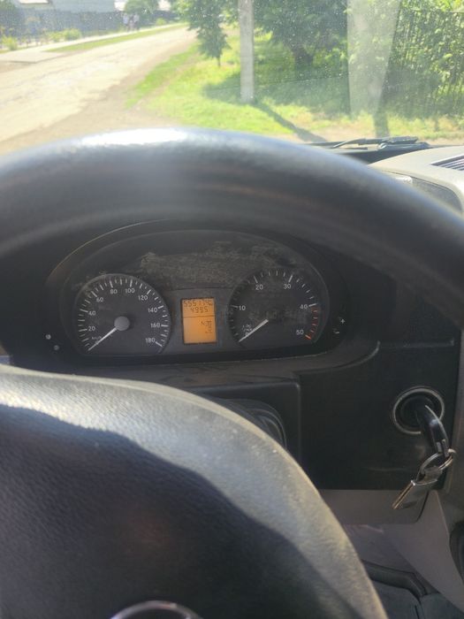 Продам Mercedes Sprinter 8 + 1