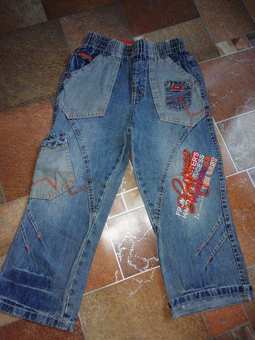 Джинси на хлопців