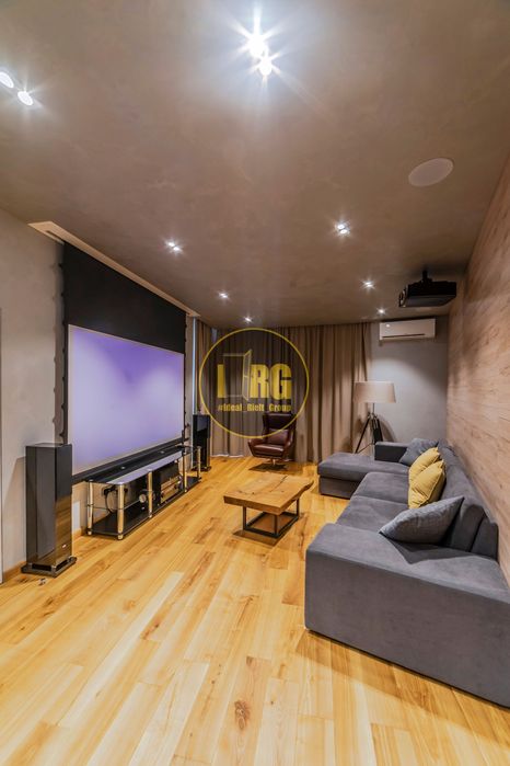 Без% 5к, 240м2, Евгения Коновальца 26а, ЖК Скайлайн SkyLine, Печерск