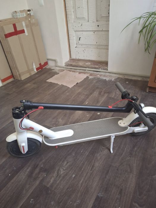 Електро самокат майже новий