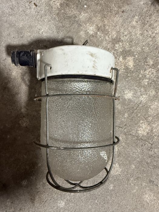 Lampy przemysłowe 3 sztuki