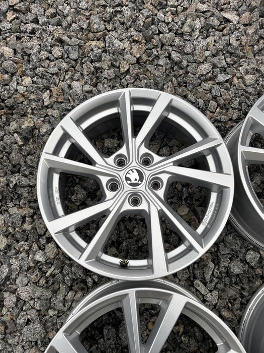 Диски Borbet R17 5.112 ET46 Шкода А5 А7 Гольф Джета Тоуран