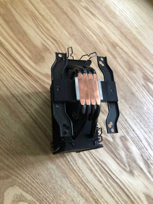 Arctic Freezer eSports CPU Cooler + 2 Ventoinhas Arctic P12 Pro PST