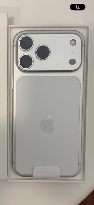 Iphone 17 pro Max Silver  256GB Novo .