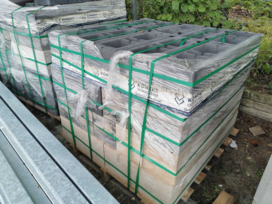 Bloczek pustak ogrodzeniowy KONEKT Joniec GRA LUX od ręki do murowania