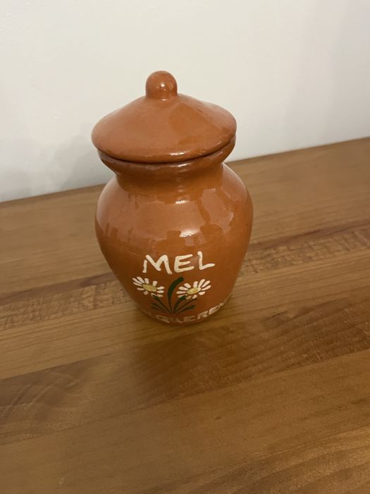 Várias loiças em Barro