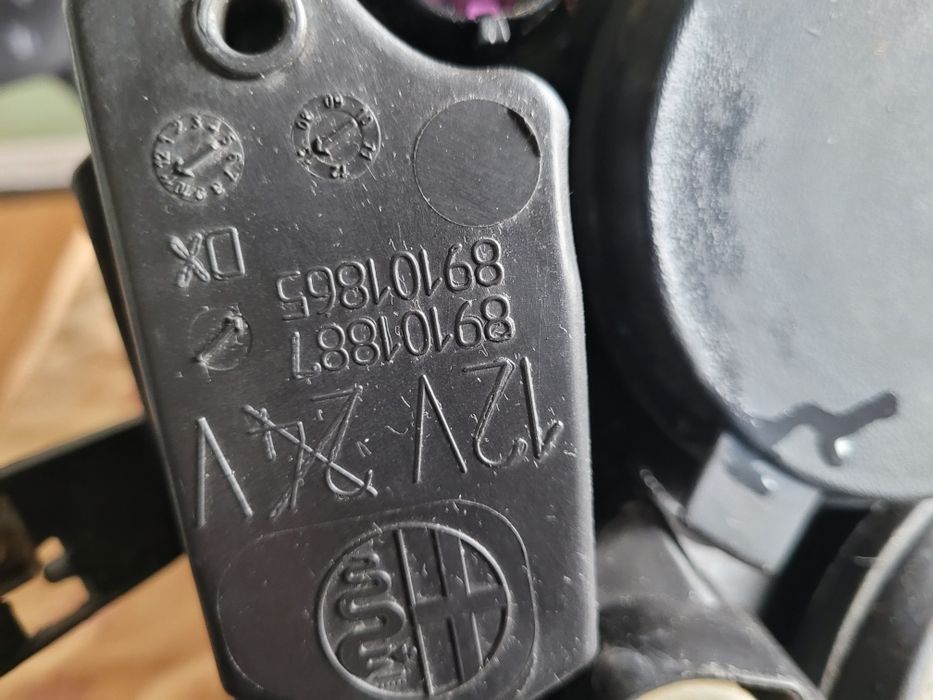 Alfa Romeo Mito lampa przednia prawa