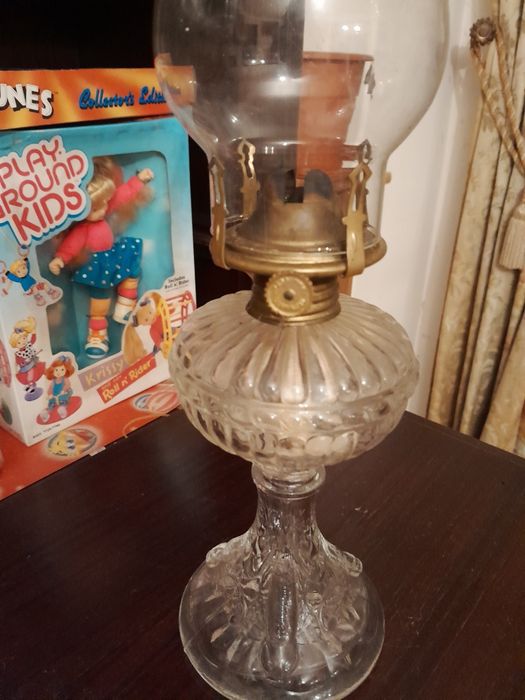 Candeeiro a petróleo antigo