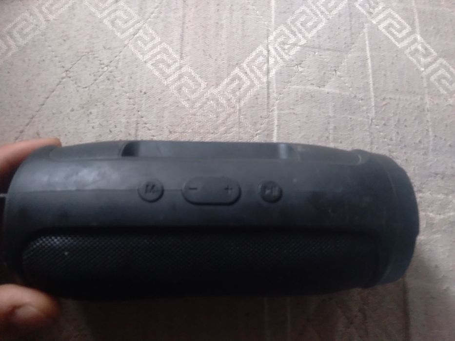 Колонка jbl бу стан чудовий