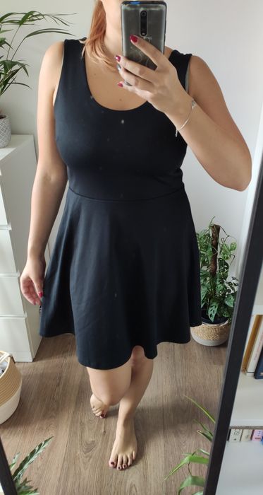 Czarna mini sukienka