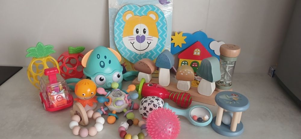 Лот Іграшок для найменших