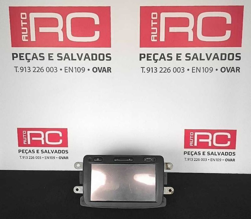 Rádio / Auto Rádio 281158799R - RENAULT DUSTER