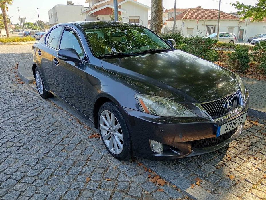 Lexus 220d  Bom estado geral / Revisão ok