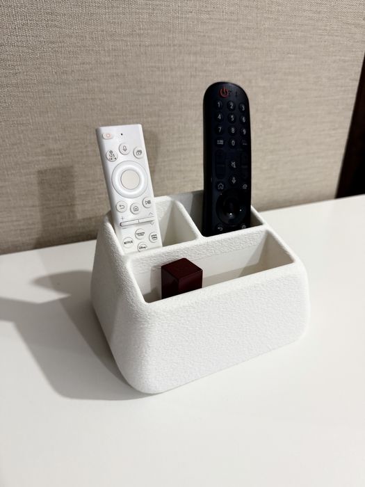3D-Printed Remote and Controller Organizer Support509677810850867201