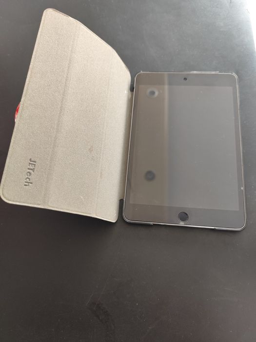 IPad modelo A1538FCCID:BCGA1538 IC-579CA1538