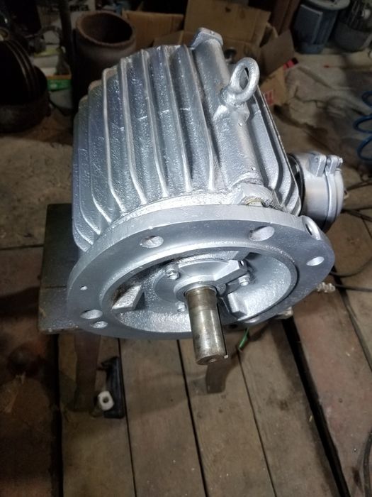 Електро двигун старої закалки