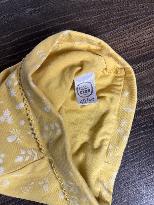 Żółta czapka w kwiatki dla dziewczynki cool club smyk 48/50