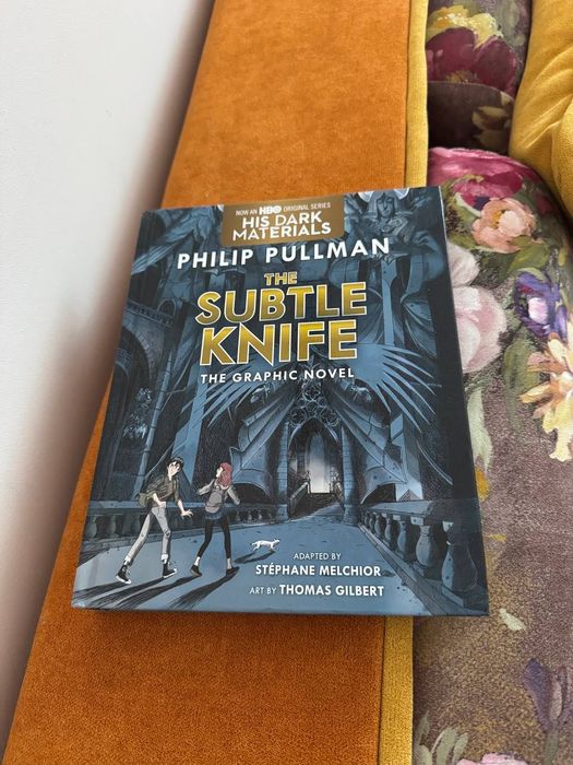 Книга Тверда палітурка англійською комікси: The Subtle Knife Автор: Philip Pullman графічний роман комікс Філіпа Пулмана