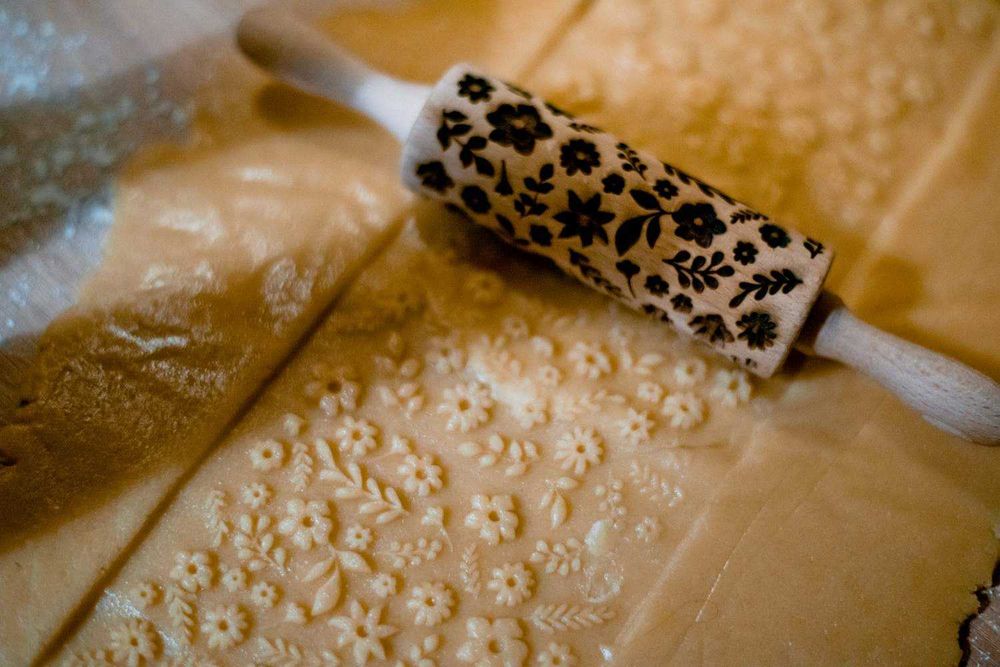 Mały Głęboki Wałek do wypieków – Tematyka Kwiatowa