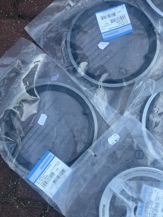 9 nowych osłon korb rowerowych shimano