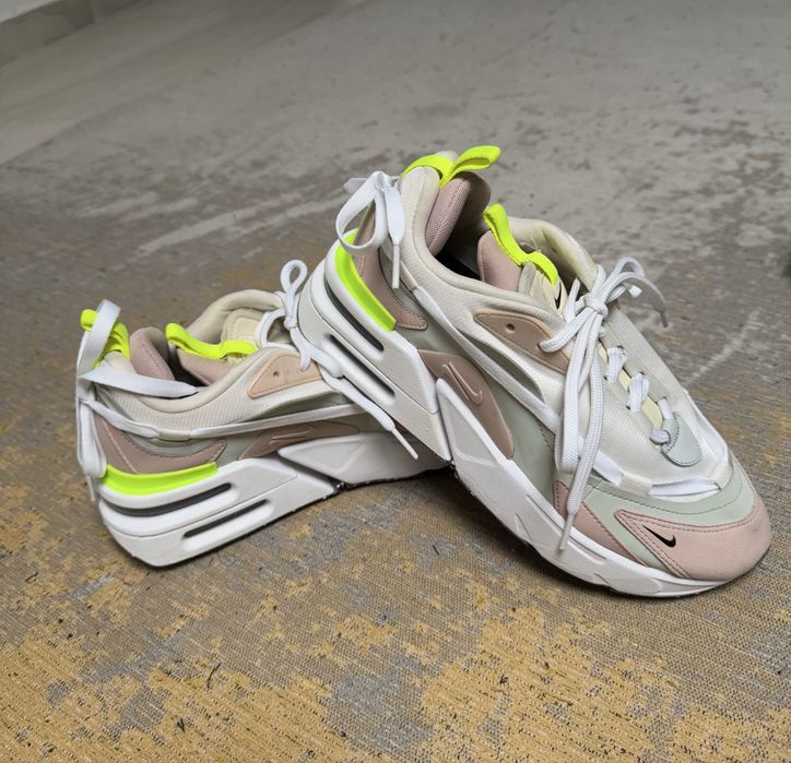Nike Air Max Furyosa жіночі кросівки
